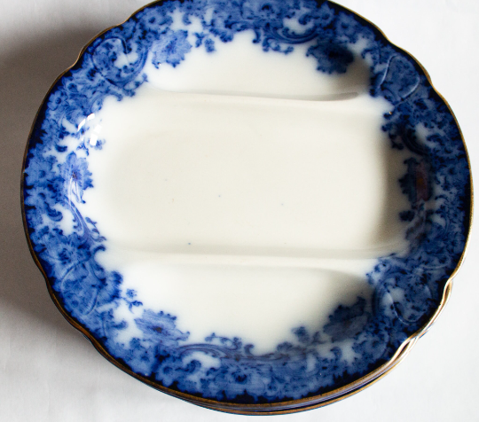 Royal Doulton Burslem 'Melrose' Flow Blue and White Divided Serving Dishes (6)