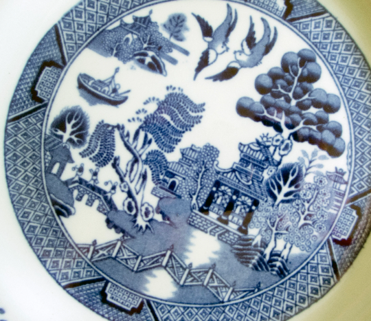 Blue and White Transferware 'Old Willow Pattern' 17cm Side Plates (6)