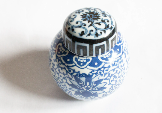 Vintage Blue and White Transferware Small Lidded Ginger Jar