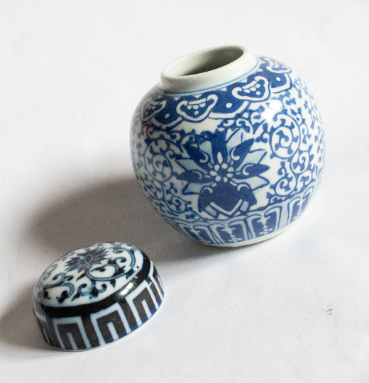 Vintage Blue and White Transferware Small Lidded Ginger Jar