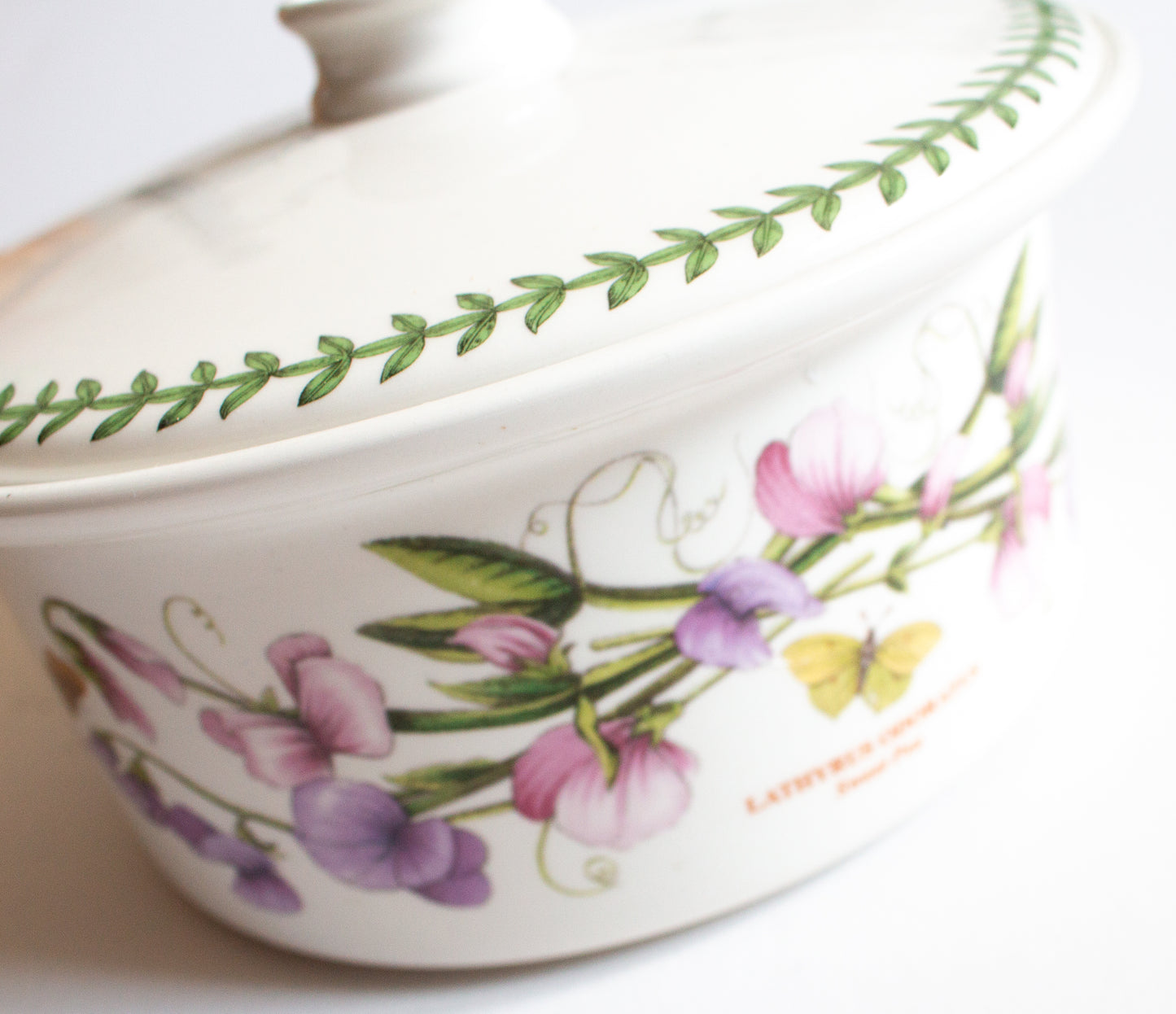 Portmeirion Botanic Garden 'Sweet Pea' Lidded Round Oven to Table Dish or Serving Dish