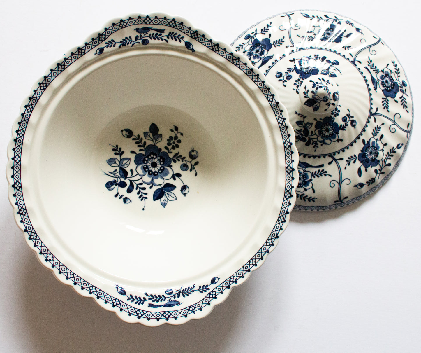 Johnson Brothers 'Indies' Blue and White Transferware Lidded Tureen