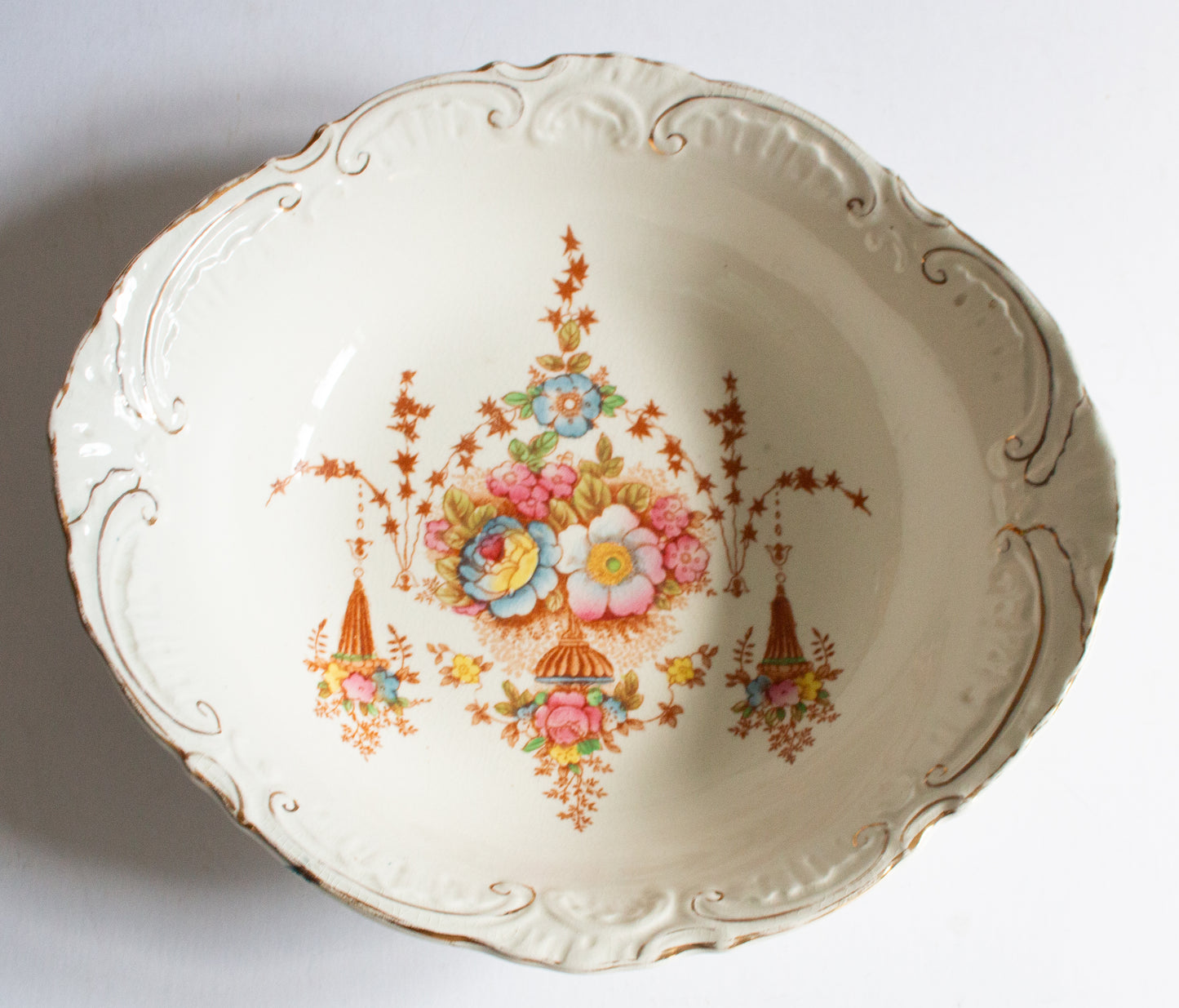 Crown Devon Fieldings Stoke on Trent 'Spring' Pattern Blushware Serving Dish or Bowl