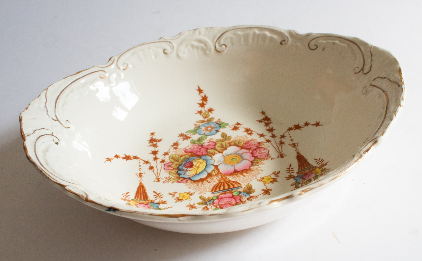 Crown Devon Fieldings Stoke on Trent 'Spring' Pattern Blushware Serving Dish or Bowl