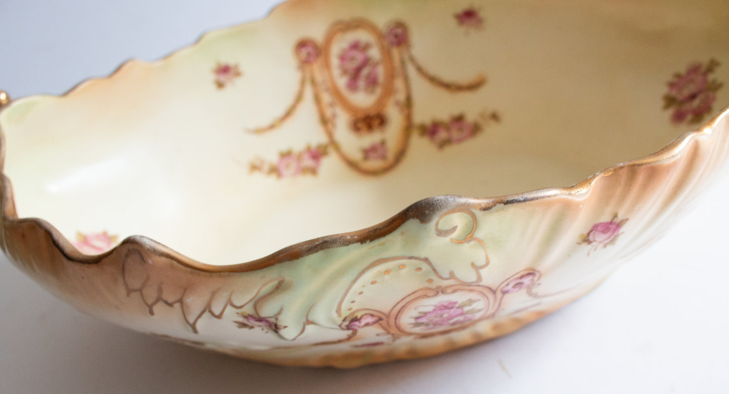 Crown Devon Fieldings Stoke on Trent Large Blushware Serving Dish or Bowl with Moulded Gilt Handles