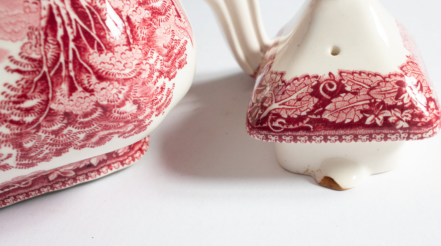 Mason's Ironstone 'Vista' Pattern Red and White Transferware 2 Pint Teapot