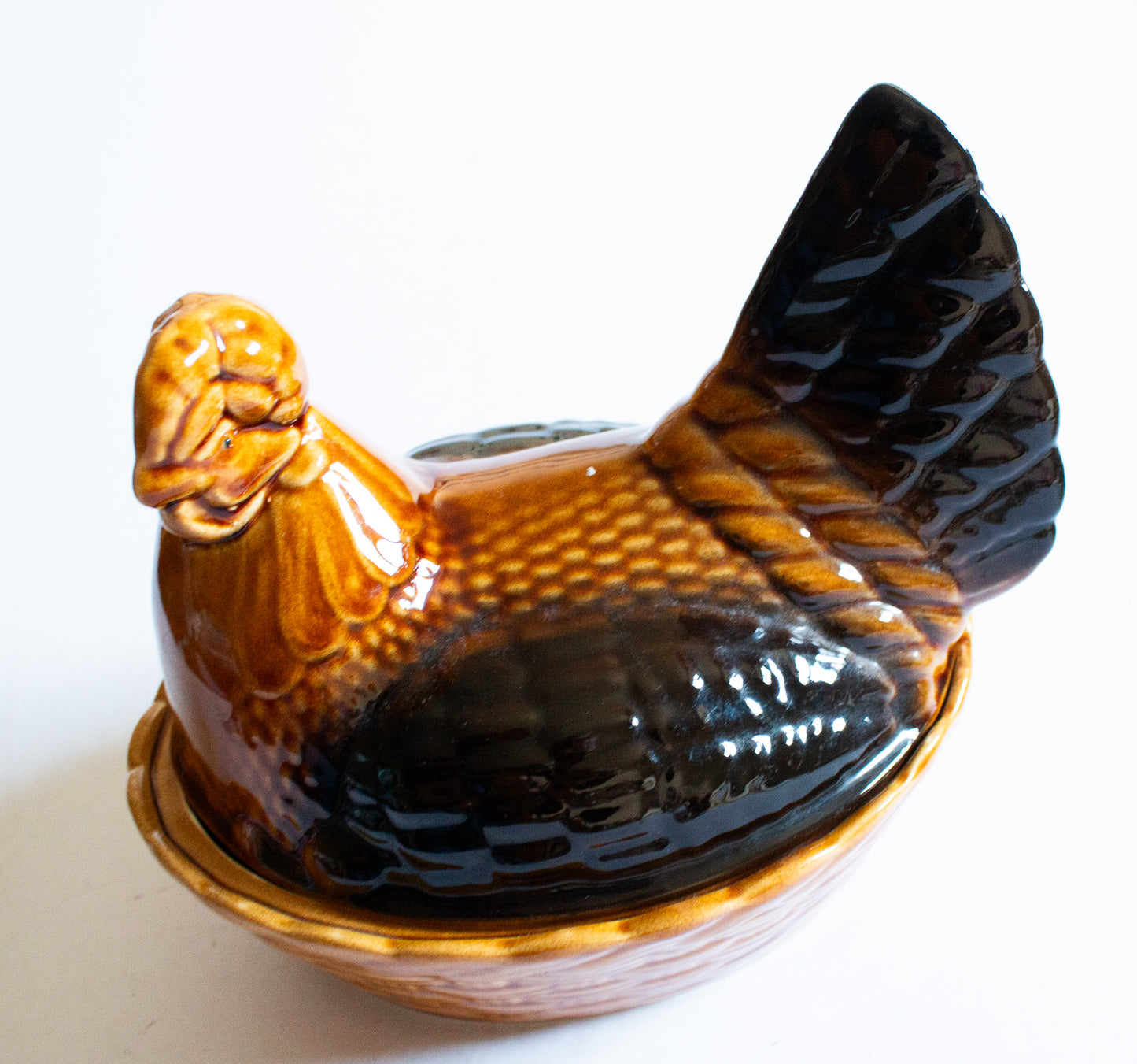 Vintage Kingston Pottery Hull Hen Egg Ceramic Basket