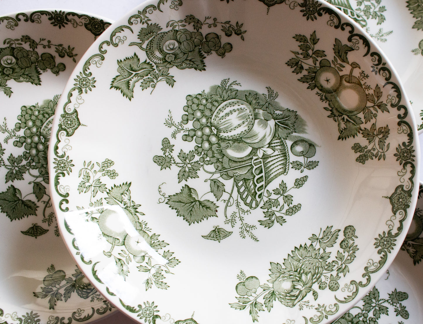 Masons Ironstone 'Fruit Basket' Pattern Green and White Transferware Soup Bowls (6)