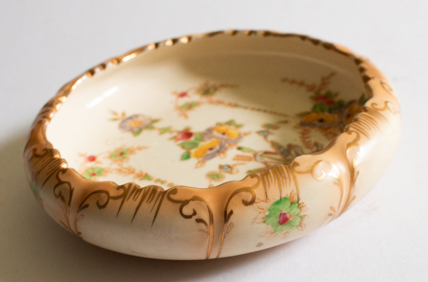 Crown Fieldings Stoke on Trent England Small Scalloped Blushware Trinket Dish