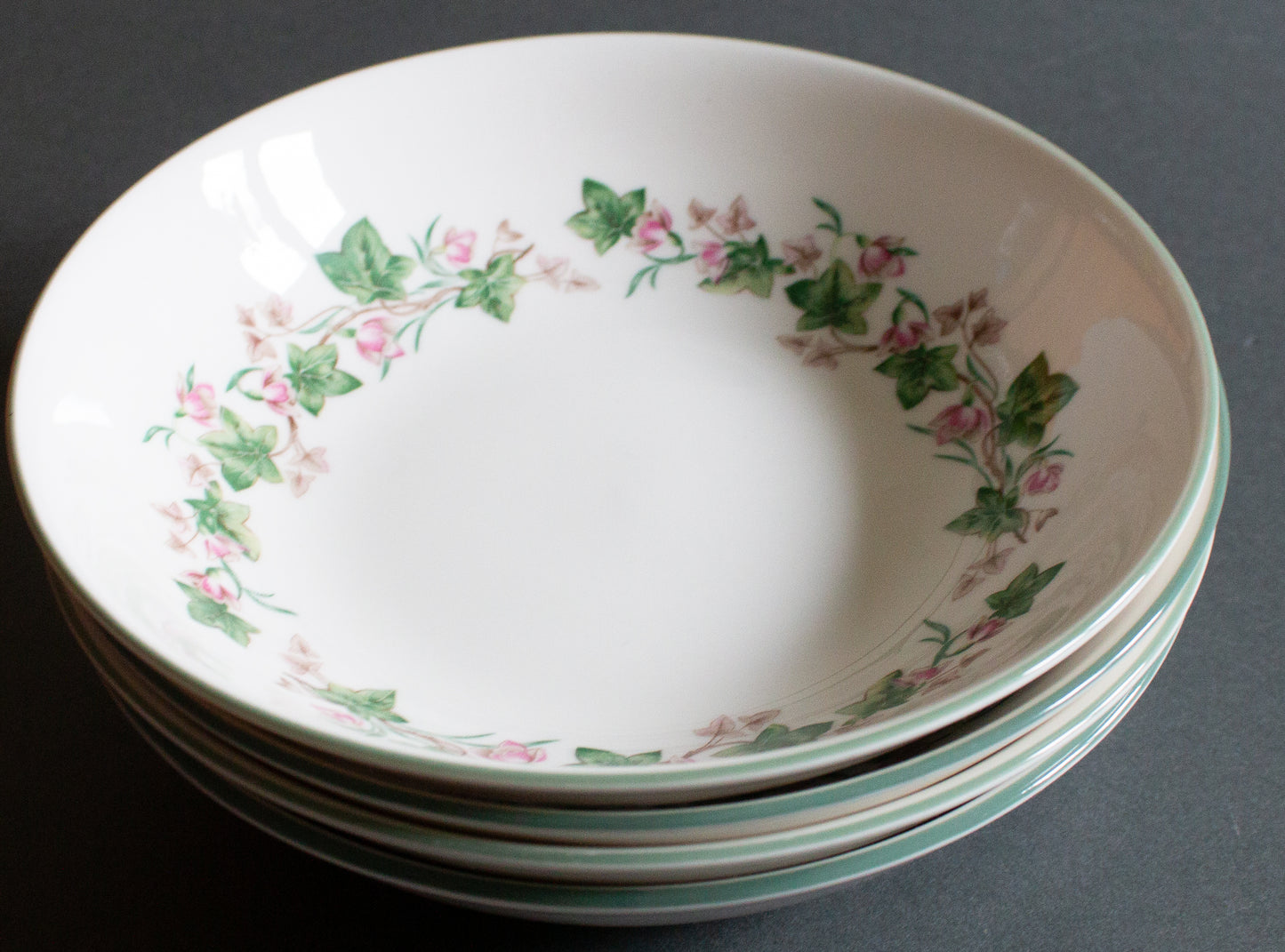 Royal Doulton China 'Expressions Tiverton' Pattern Dessert Bowls (4)