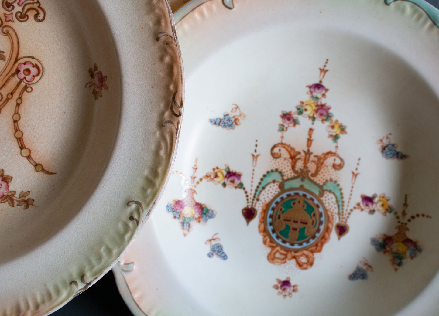 Crown Fieldings Stoke on Trent England Rimmed Dessert or Soup Bowls (5)