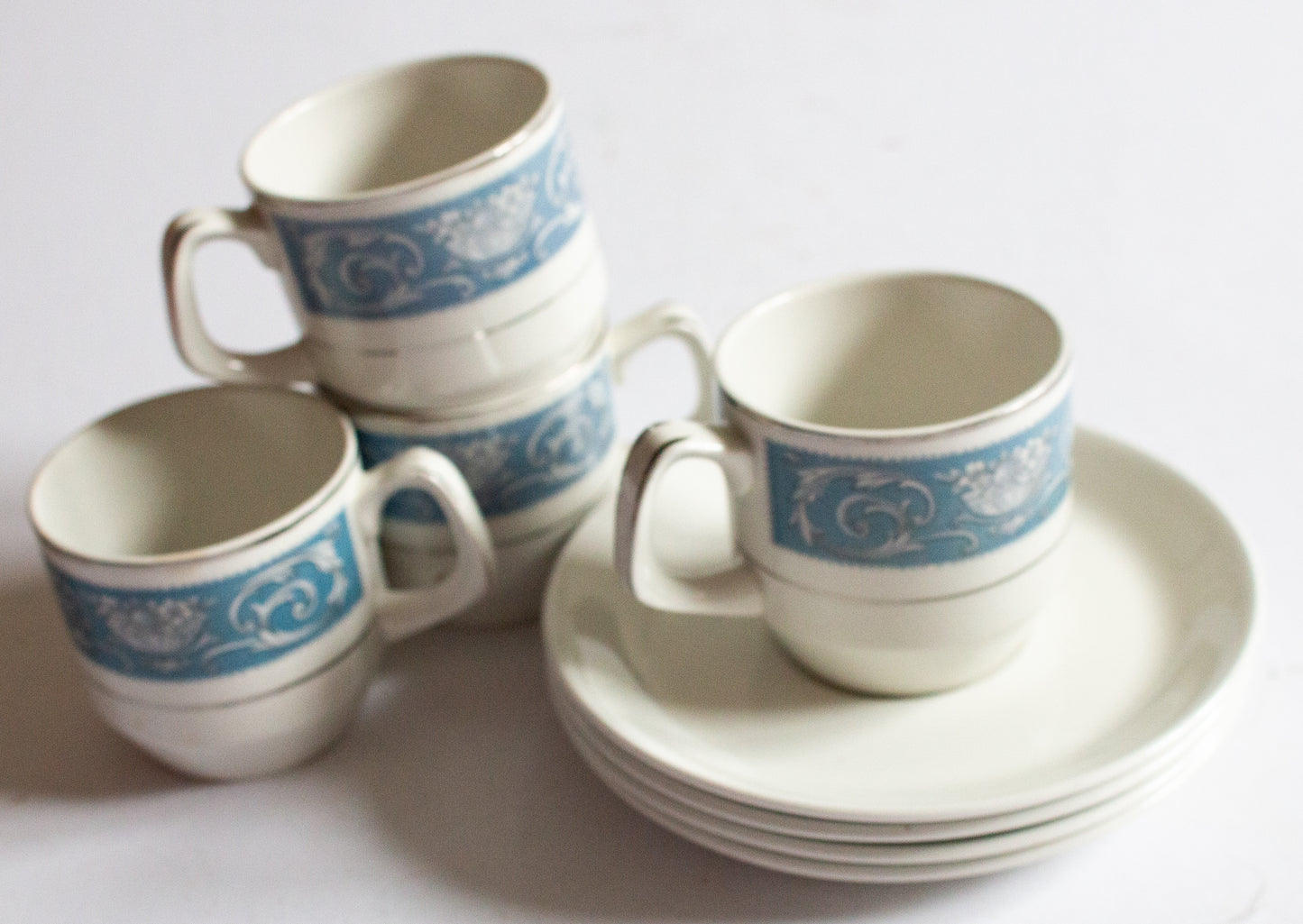 Woods Ware 'Alpine' Pattern Coffee Cups and Saucers (4)