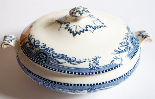 Longton 'Windsor Clarence' Blue and White Transferware Lidded Tureen