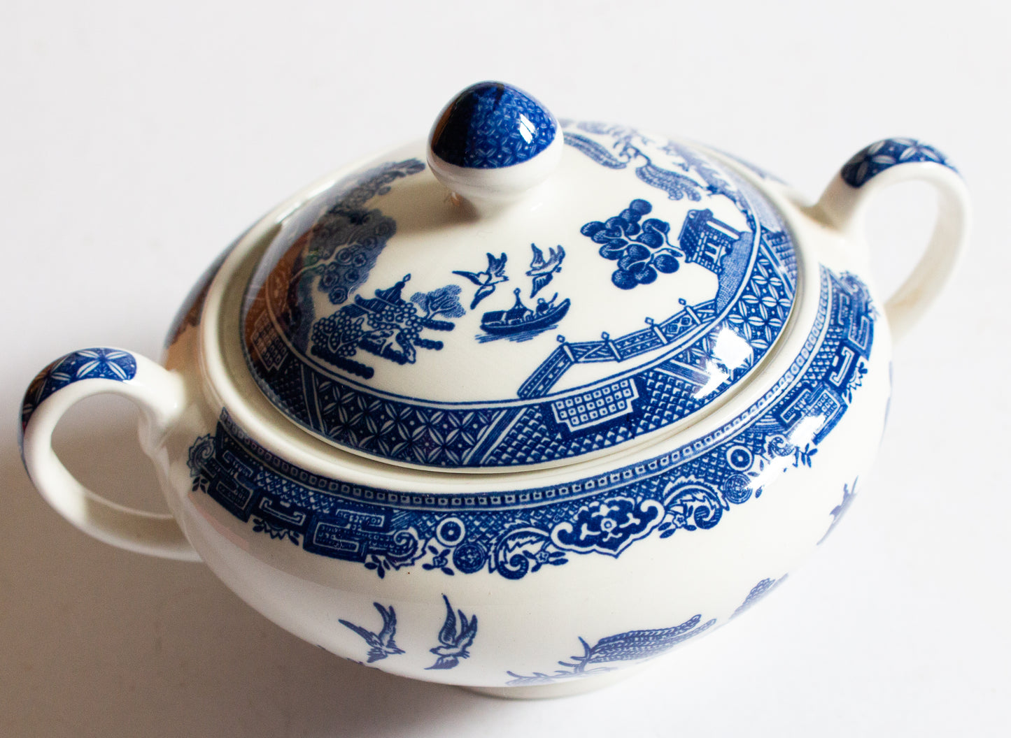 Vintage 'Willow' Blue and White Transferware Lidded Sugar Bowl,