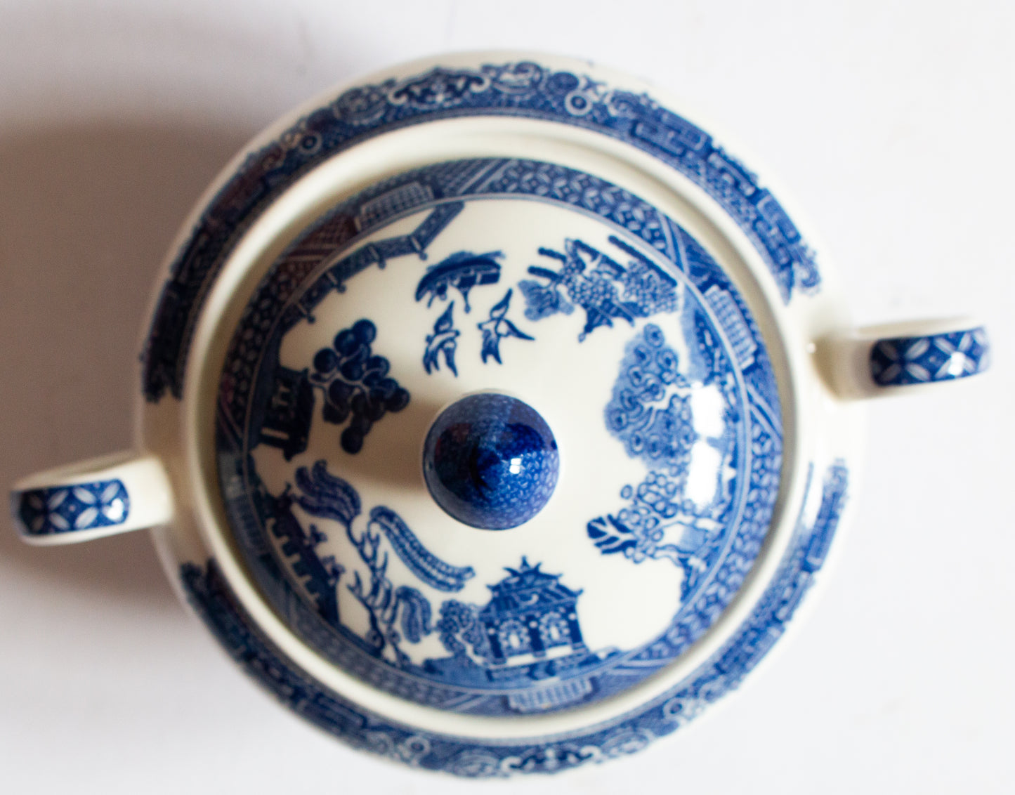 Vintage 'Willow' Blue and White Transferware Lidded Sugar Bowl,