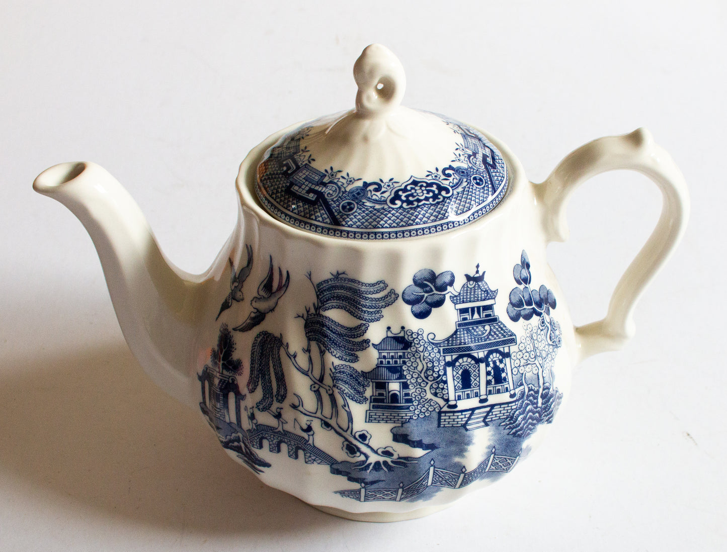 Churchill China Large 'Willow' Blue and White Transferware Teapot