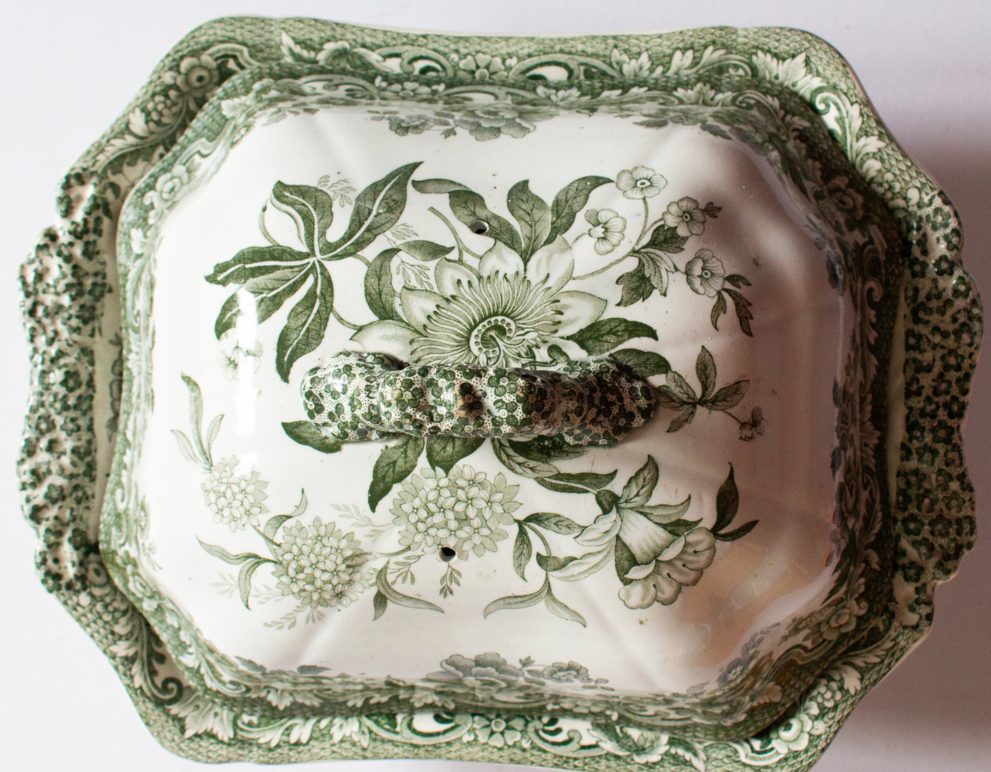 Copeland Late Spode Green and White Transferware Lidded Tureen