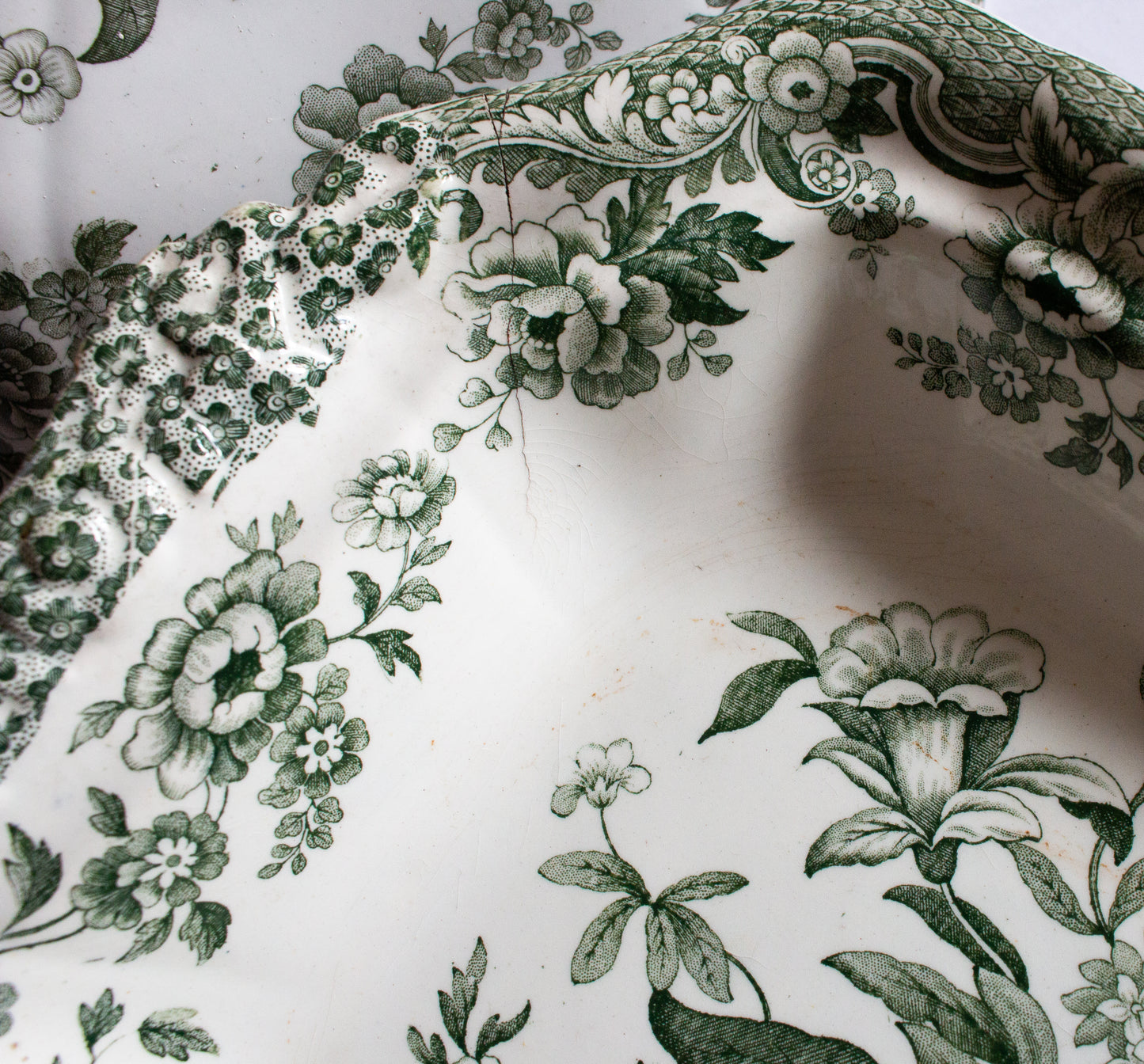 Copeland Late Spode Green and White Transferware Lidded Tureen