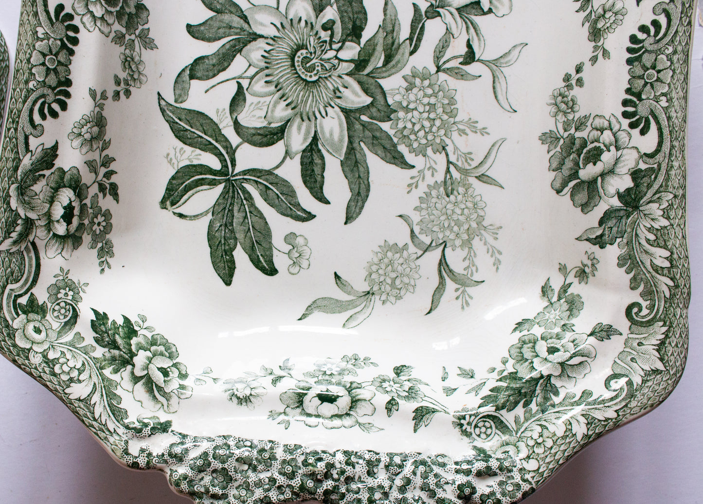 Copeland Late Spode Green and White Transferware Lidded Tureen