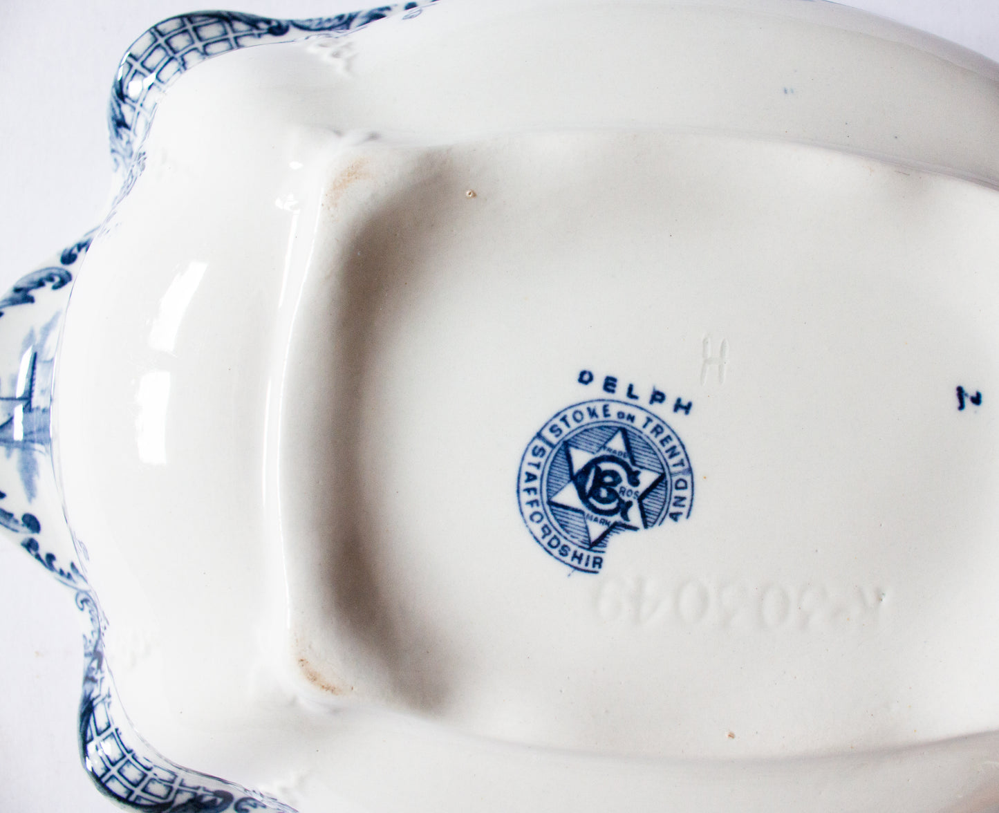 Grimwade Bros. 'Delph' Pattern Blue and White Transferware Tureen Base