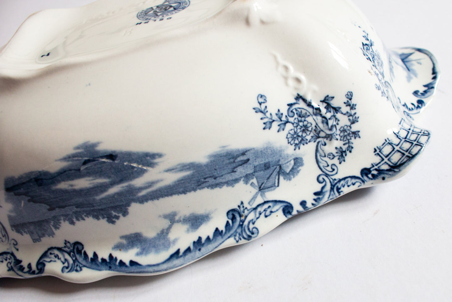 Grimwade Bros. 'Delph' Pattern Blue and White Transferware Tureen Base