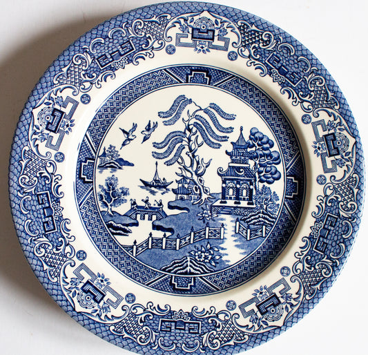 EIT English Ironstone Tableware Blue and White 'Willow' Pattern 10" Transferware Plates (4)