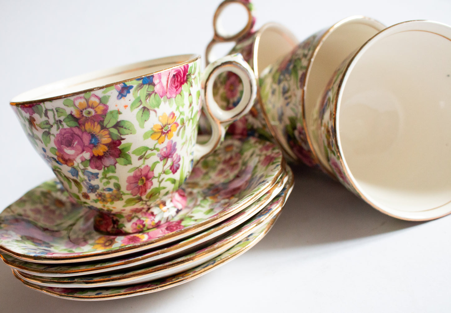 Royal Winton 'Summertime' Pattern Chintz Footed Teacups and Saucers (4)