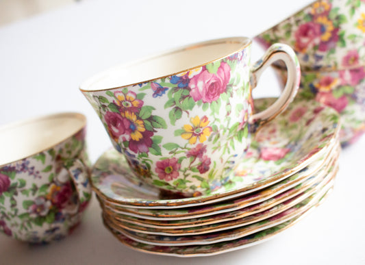 Royal Winton 'Summertime' Pattern Chintz Flat Teacups and Saucers (4)