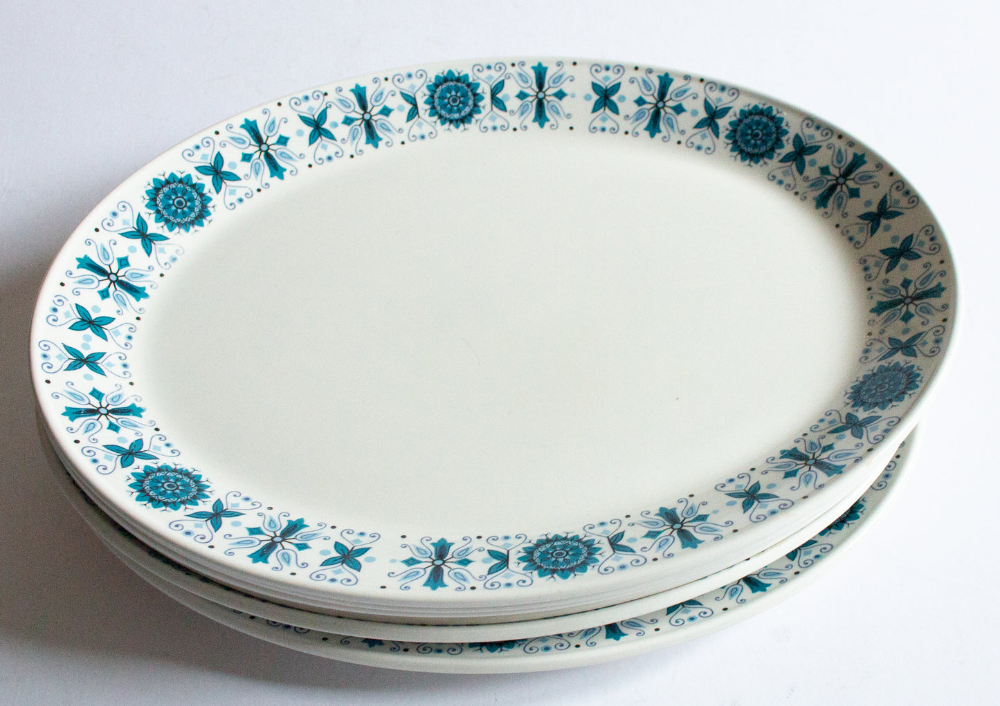 Johnson Bros. Retro Oval Blue and White Dinner Plates (6)