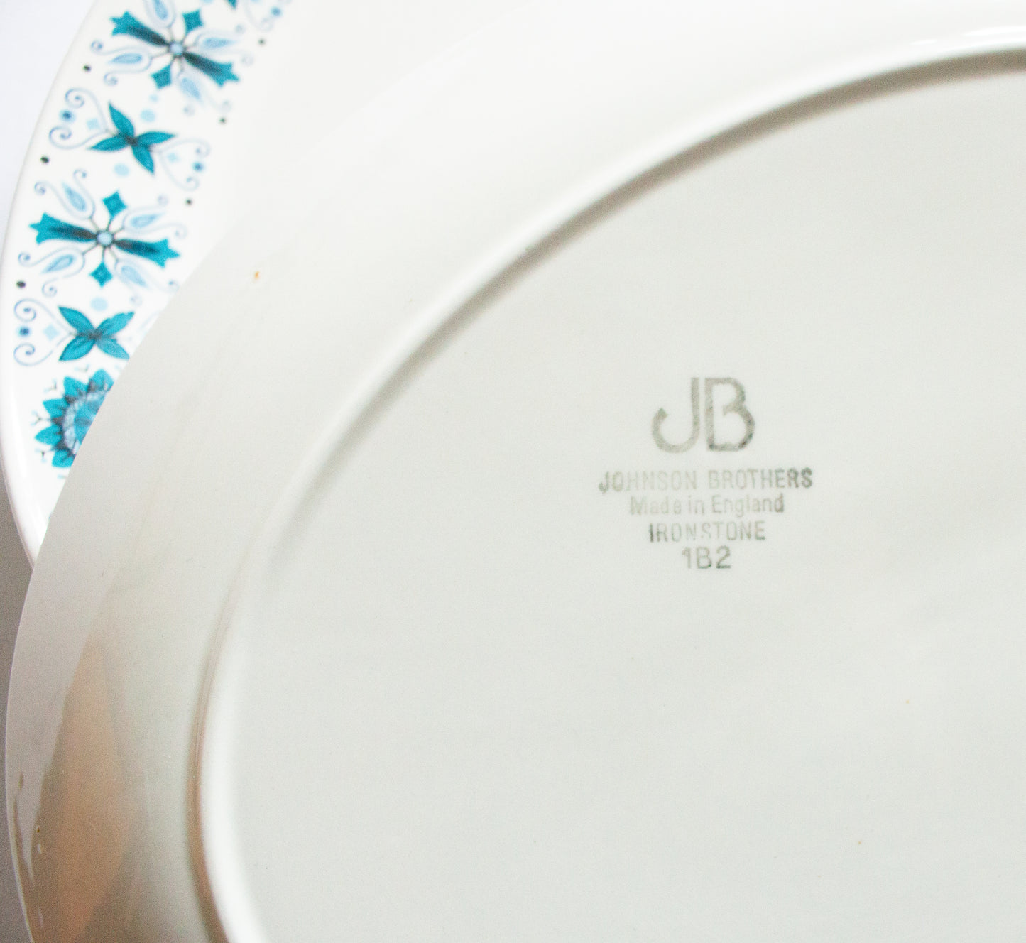 Johnson Bros. Retro Oval Blue and White Dinner Plates (6)