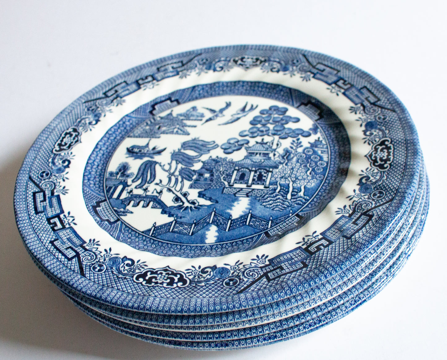 Royal Wessex Blue and White 'Willow' Pattern 10" Transferware Dinner Plates (6)