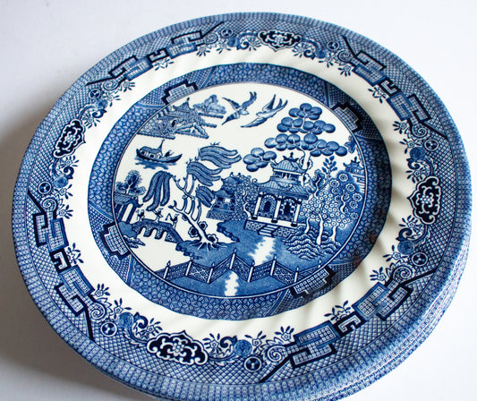 Royal Wessex Blue and White 'Willow' Pattern 10" Transferware Dinner Plates (6)