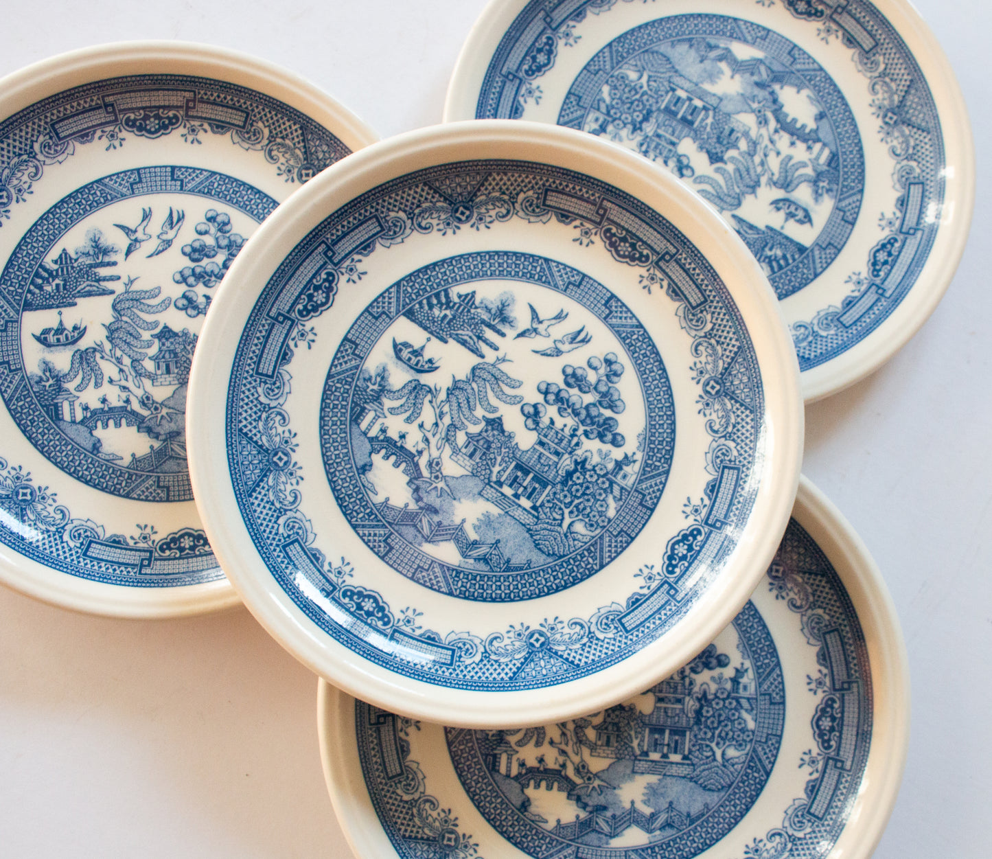 Staffordshire Tableware England Blue and White 'Willow' Pattern 6.5" Side Plates (4)