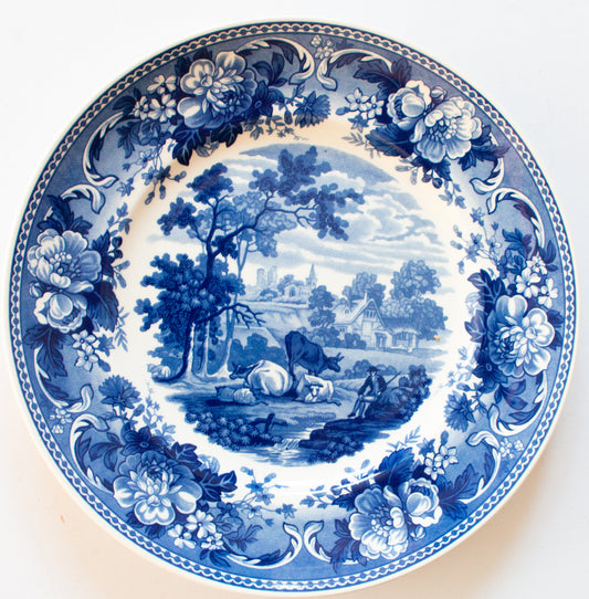 Wedwood Queen's Ware Blue and White Collection 'Pastoral' 9" Plate