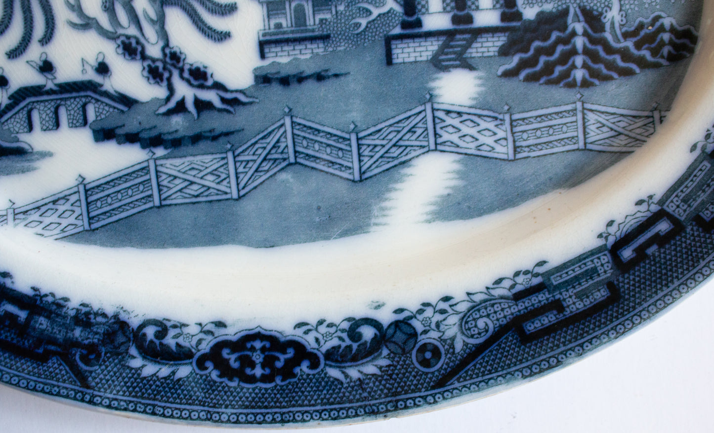 Bisto (Bishop & Stonier) Flow Blue and White Transferware 'Willow' Pattern Serving Platter