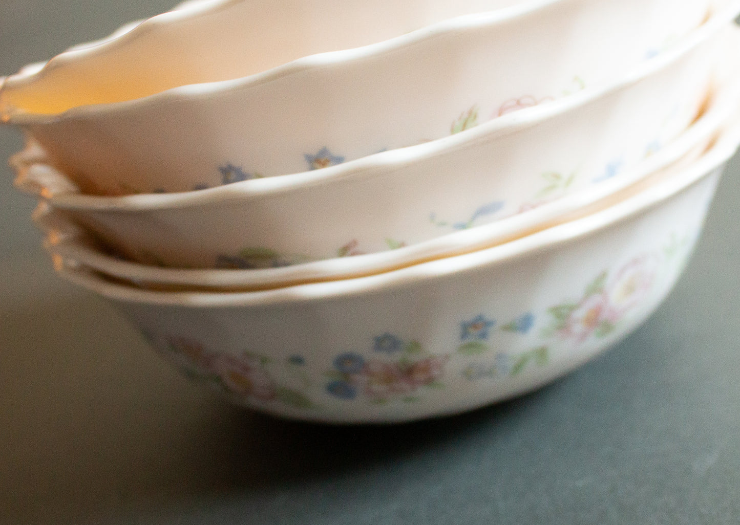 Arcopal France White Floral  Cereal Bowls (5)