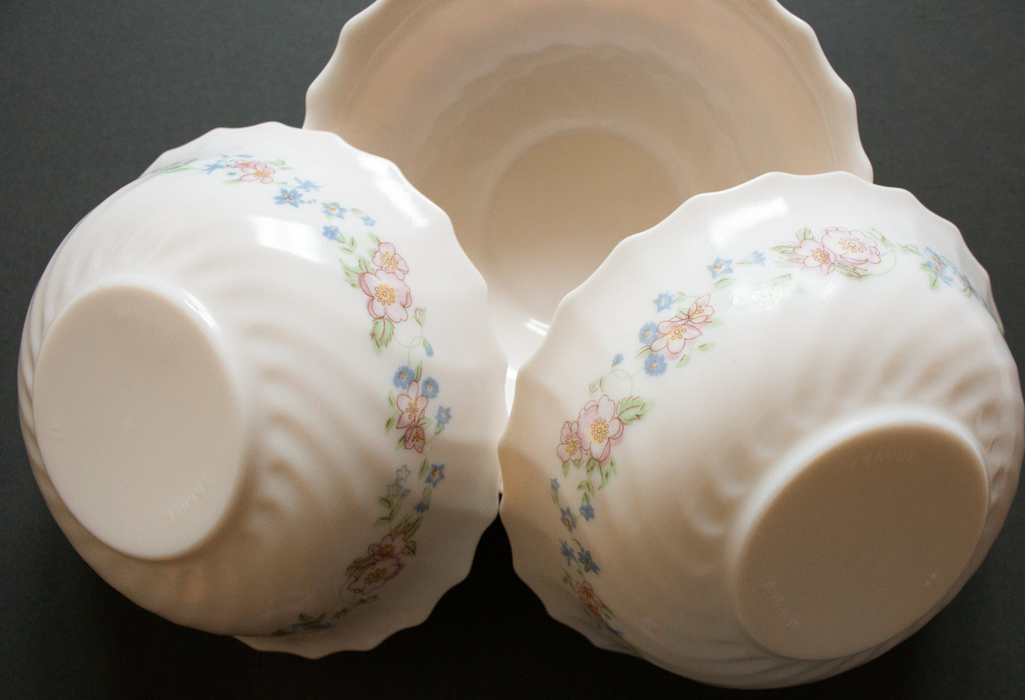 Arcopal France White Floral  Cereal Bowls (5)