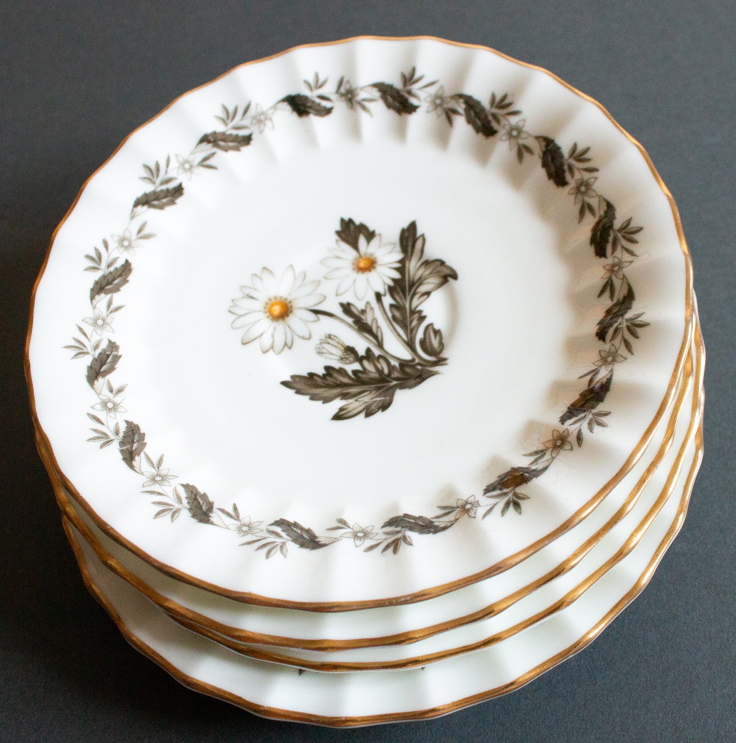 Royal Worcester Bone China 'Engadine' Pattern Saucers (4)