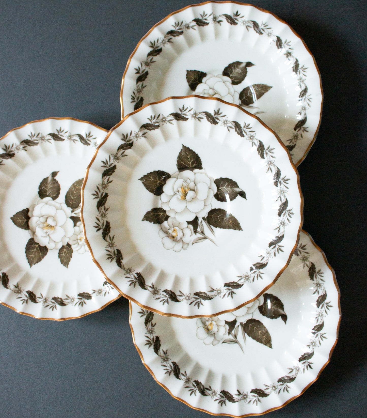 Royal Worcester Bone China 'Engadine' Pattern Saucers (4)