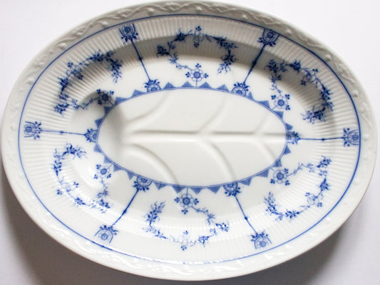 Furnivals 'Denmark' Pattern Blue and White Transferware Large Serving Platter with Gravy Well