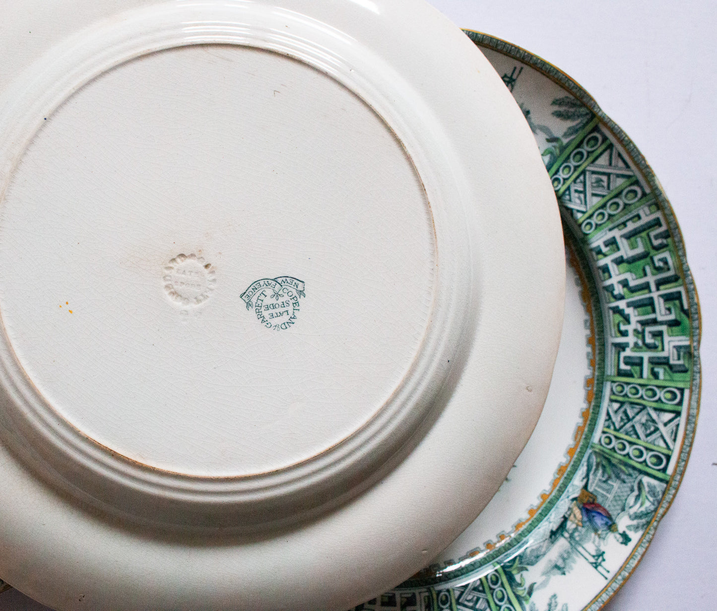 Spode Copeland & Garrett 'New Fayence' Pattern Green and White Transferware 10" Plates (3)