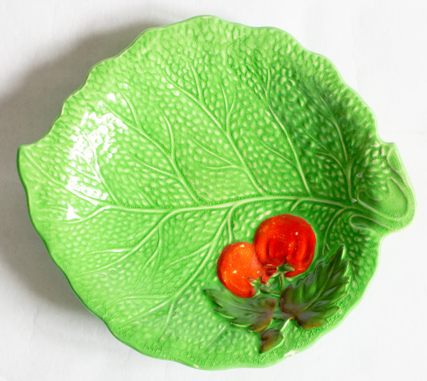 Crown Devon Fieldings Small Green Majolica Leaf Tomato Serving Dish