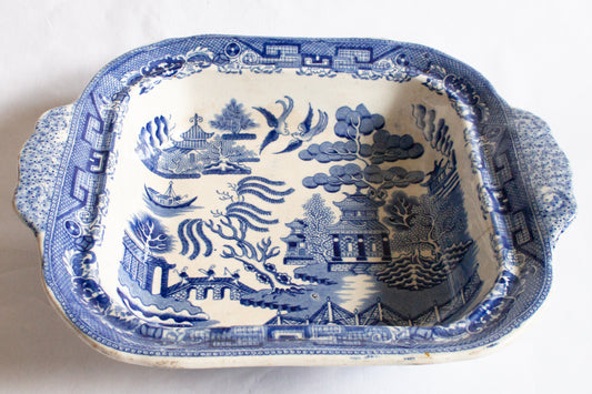 Antique 'Willow' Pattern Blue and White Transferware Tureen Base