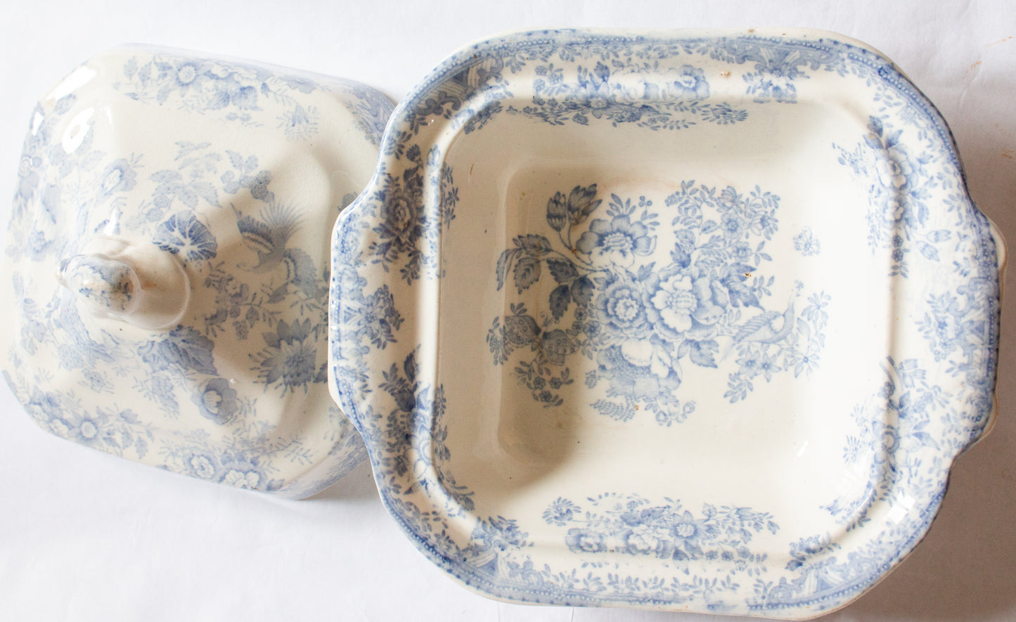 Antique Blue and White 'Asiatic Pheasants' Transferware Lidded Tureen