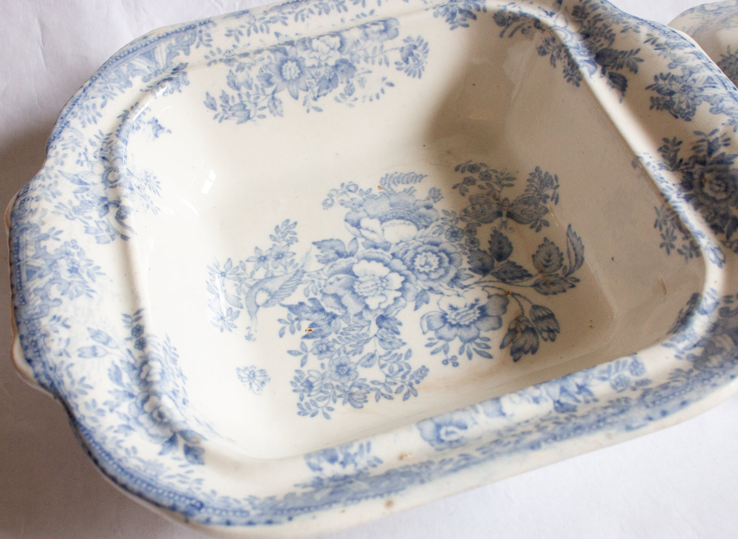 Antique Blue and White 'Asiatic Pheasants' Transferware Lidded Tureen