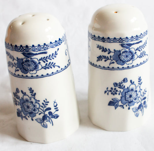 Johnson Bros. 'Indies' Pattern Blue and White Transferware Salt and Pepper Set