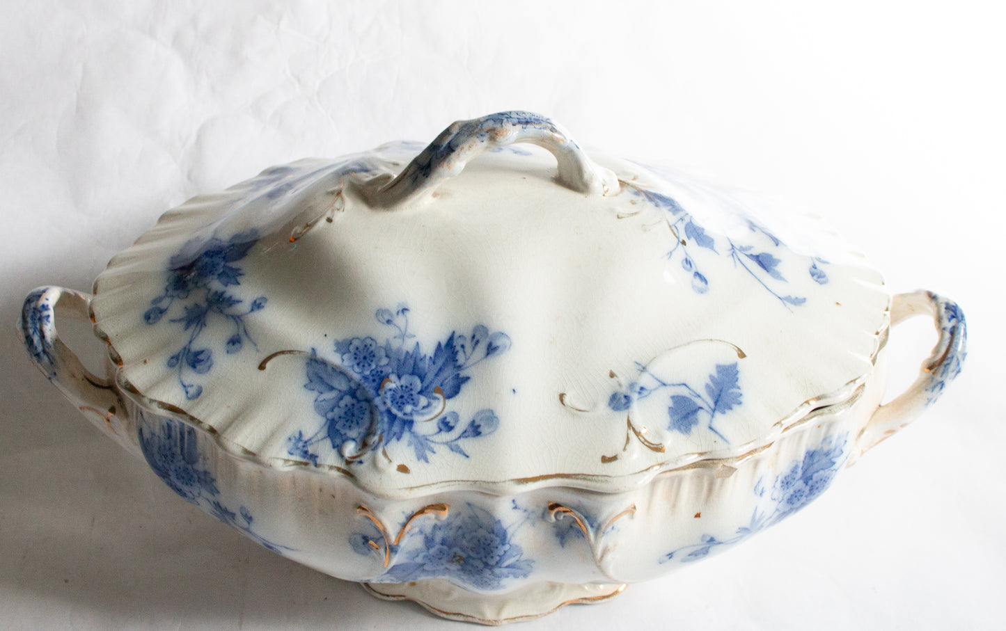 Middleport Pottery 'May' Pattern Flow Blue and White Transferware Lidded Tureen