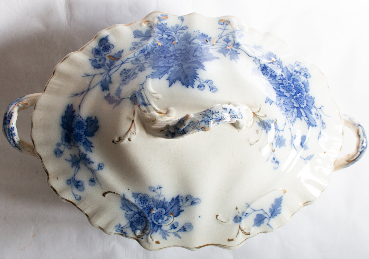 Middleport Pottery 'May' Pattern Flow Blue and White Transferware Lidded Tureen