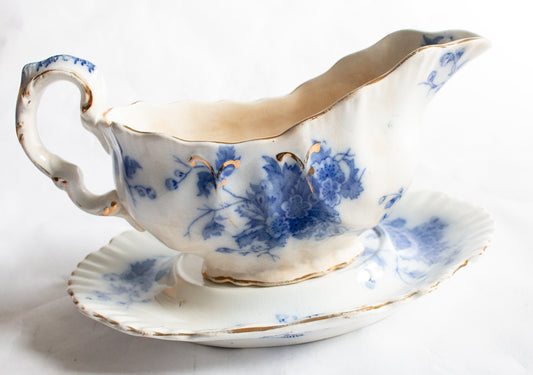 Middleport Pottery 'May' Pattern Flow Blue and White Transferware Gravy Boat and Stand