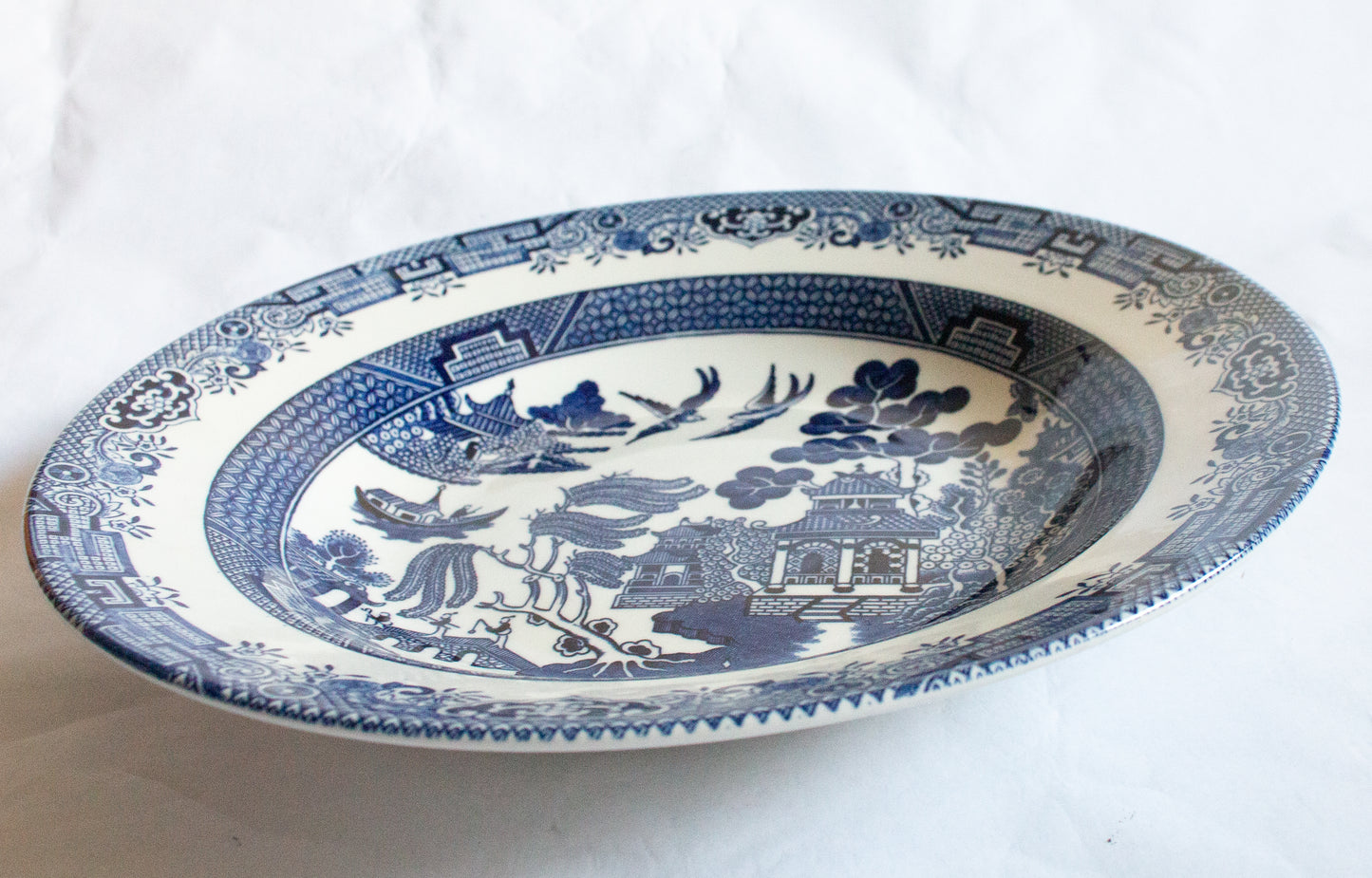 Churchill China 'Willow' Pattern Large Shallow Serving Dish